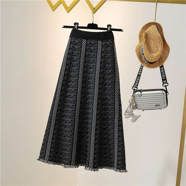High-waisted A-line skirt